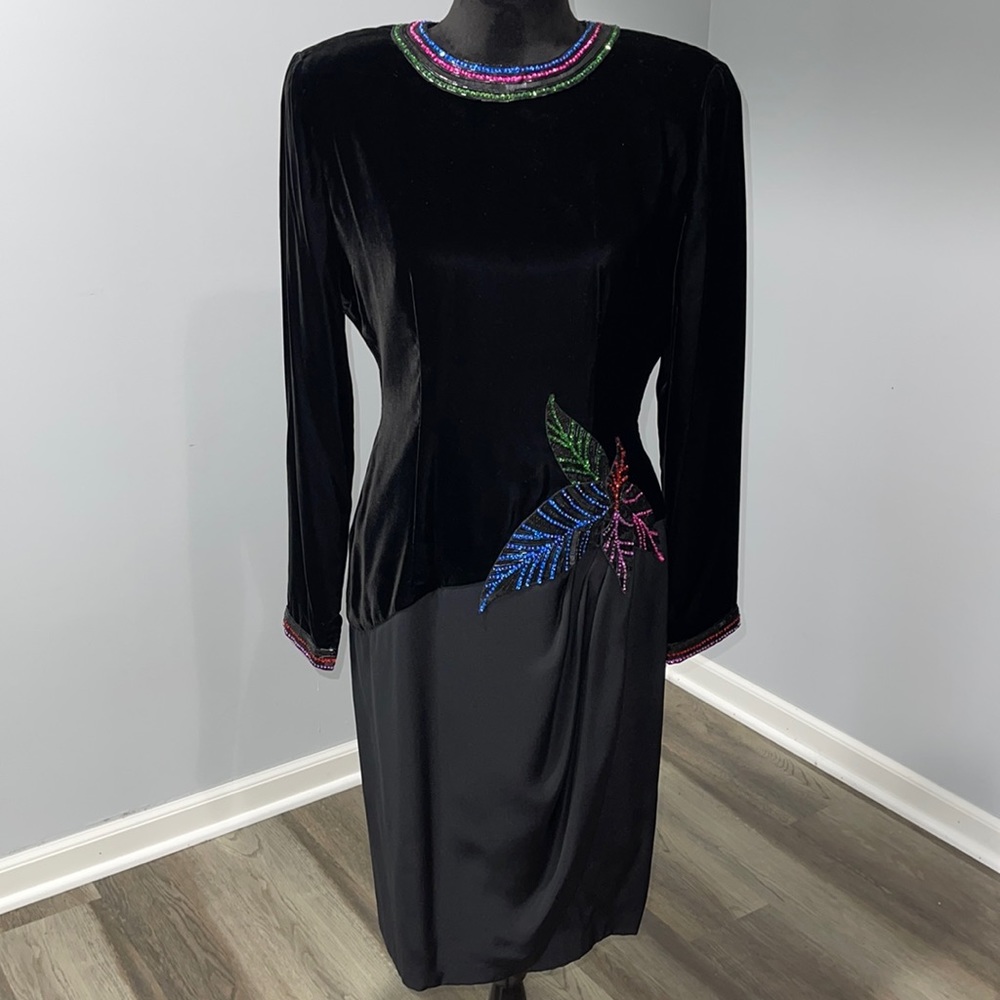 Vintage 1980s Ann Lawrence velvet black sequins dress size 12
